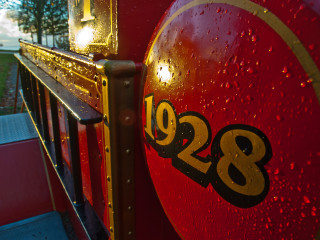 1928